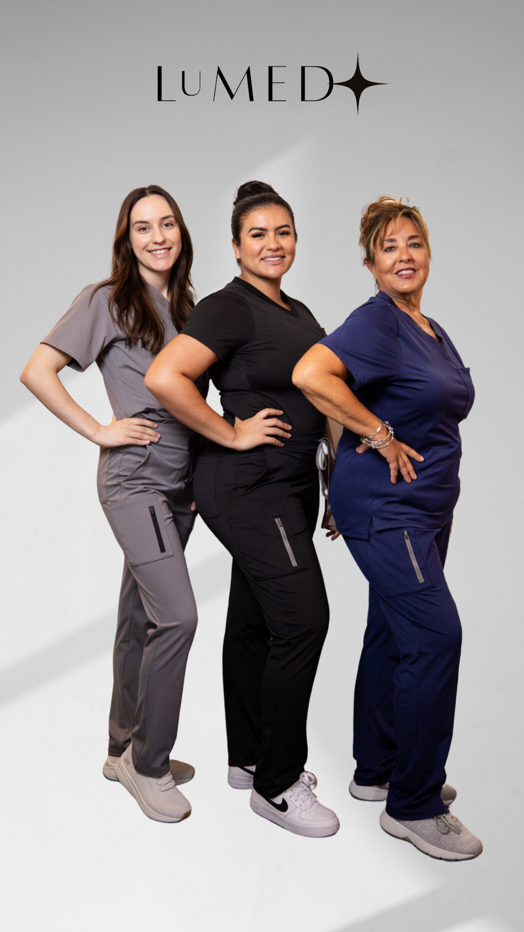 "Boyfriend Fit" Scrub Pants - Black