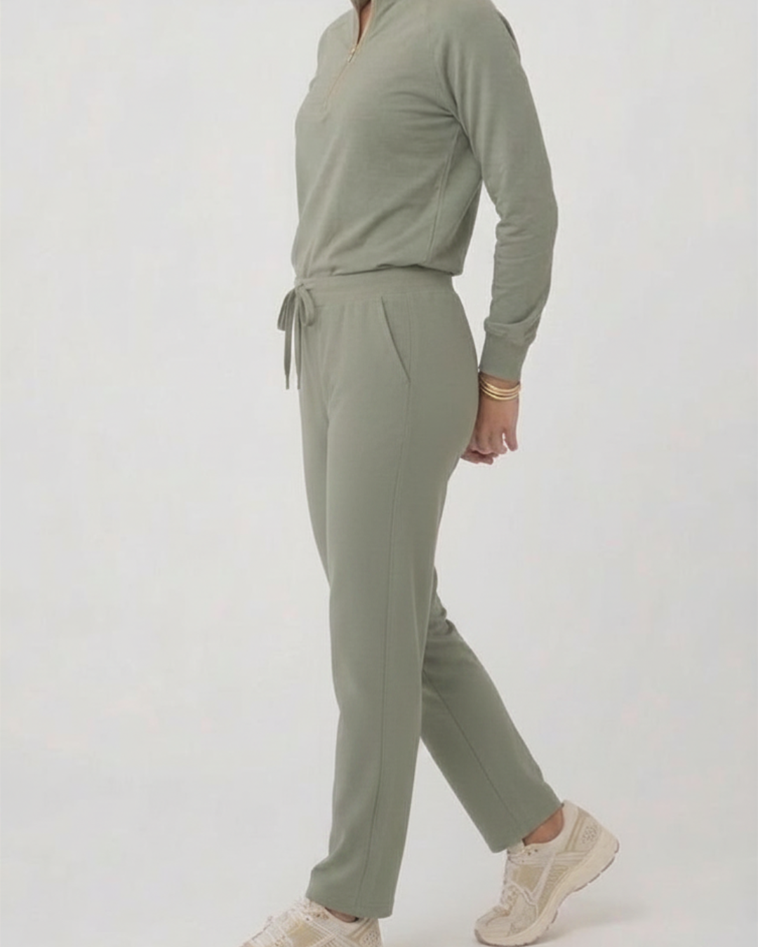 The Long Sleeve Essential Pullover - Sage