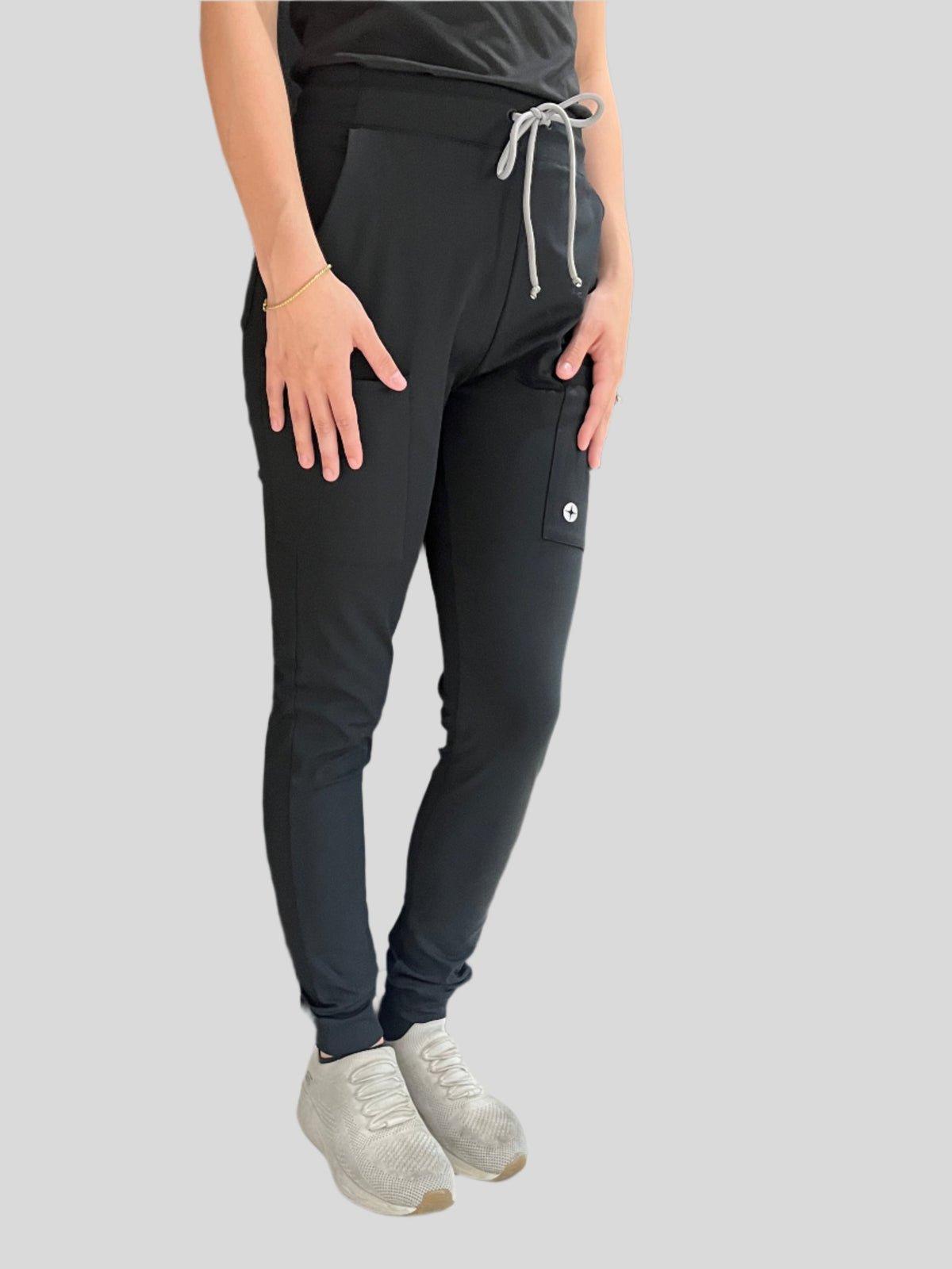 "Boyfriend Fit" Scrub Joggers - Black